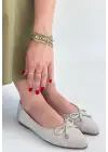Omarı Saten İşlemeli Bej Babet Ayakkabı
