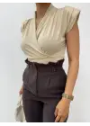 Sıfır Kol Vatkalı Kruvaze Model Sandy Bluz -Bej