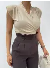 Omarı Elegan Sıfır Kol Kruvaze Bluz - Bej