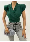 Sıfır Kol Vatkalı Kruvaze Model Sandy Bluz -Zümrüt