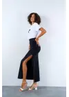 Omarı Güllü Siyah Etek Yandan Büzgülü