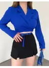 Omarı Elegan ve Şık Sırt Dekolteli Crop Ceket