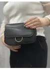 Omarı Şık Siyah Cilt Çanta