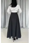 Omarı Siyah Yanları Büzgülü Uzun Etek - Şık ve Zarif Tasarım