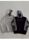 Omarı Baskılı Kapüşonlu Sweatshirt - Gri | Şık ve Rahat Tasarım