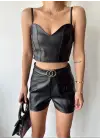Tokalı deri şort siyah s24444