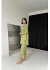Omarı Şık Yeşil Takım Elbise