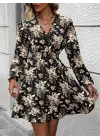 Omarı Zarif Çiçek Desenli Kruvaze Yaka Elbise