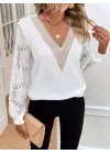 Omarı Fistolu Kolu Tül Detaylı V Yaka Bluz