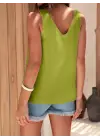 V Yaka Sıfır Kol Saten Bluz -Yağ Yeşili