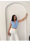 Vatkalı Kolsuz V Yaka Drapeli Crop Bluz Likralı Fit - Bebek Mavisi