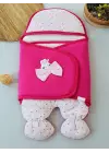 Çarpıcı Yenidoğan Kız Bebek Kundak