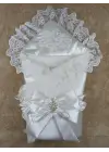 Eşsiz Pırıltı Nakışlı Yenidoğan Bebek Battaniyesi