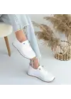 Omarı Beyaz Cilt Bağcıklı Spor Ayakkabı