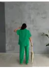 Omarı Yeşil Omuz Sıralı Bluz ve Panseli Pantolon Takım
