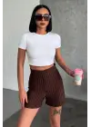 Omarı Yüksek Bel Krep Esnek Çizgili Şort Kahverengi