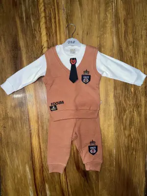 Omarı Modern ve Şık Bebek Takımı