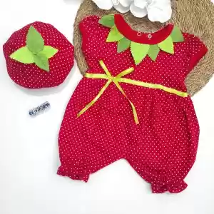 Yumuşak Kumaşlı Çilek Desenli Bebek Tulumu