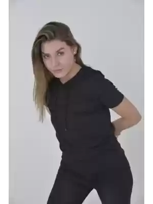 Siyah Kapşonlu Slim Fit T-shirt