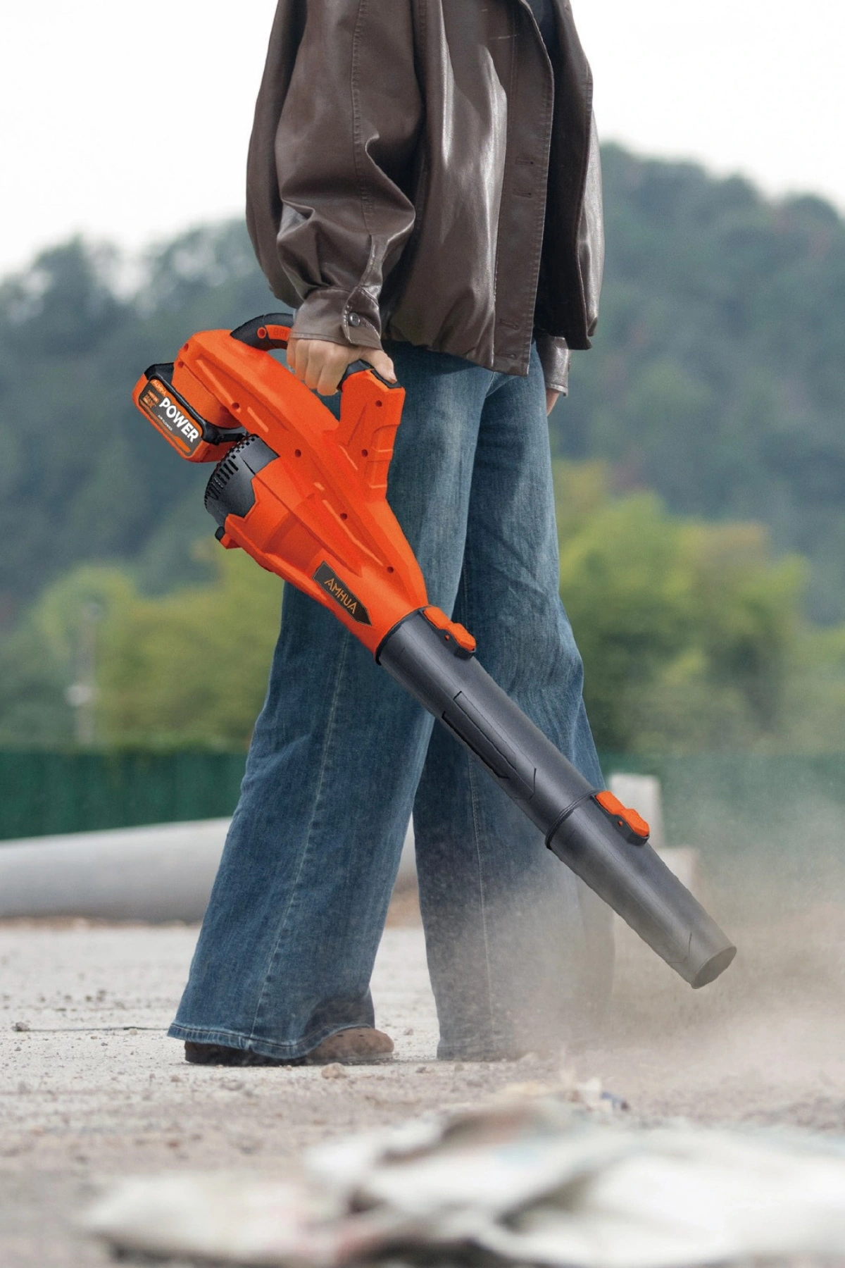 Auhma Ahv-28 Çift Bataryalı 21V  Turbo Hava Üfleyici - 650W Şarjlı Yaprak ve Toz Üfleme Makinesi