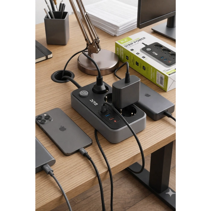 Blic Ftr-02 Akım Korumalı 3Lü Grup Priz - 2500W, 20W PD USB-C ve 2x USB-A Hızlı Şarj, 2 Metre