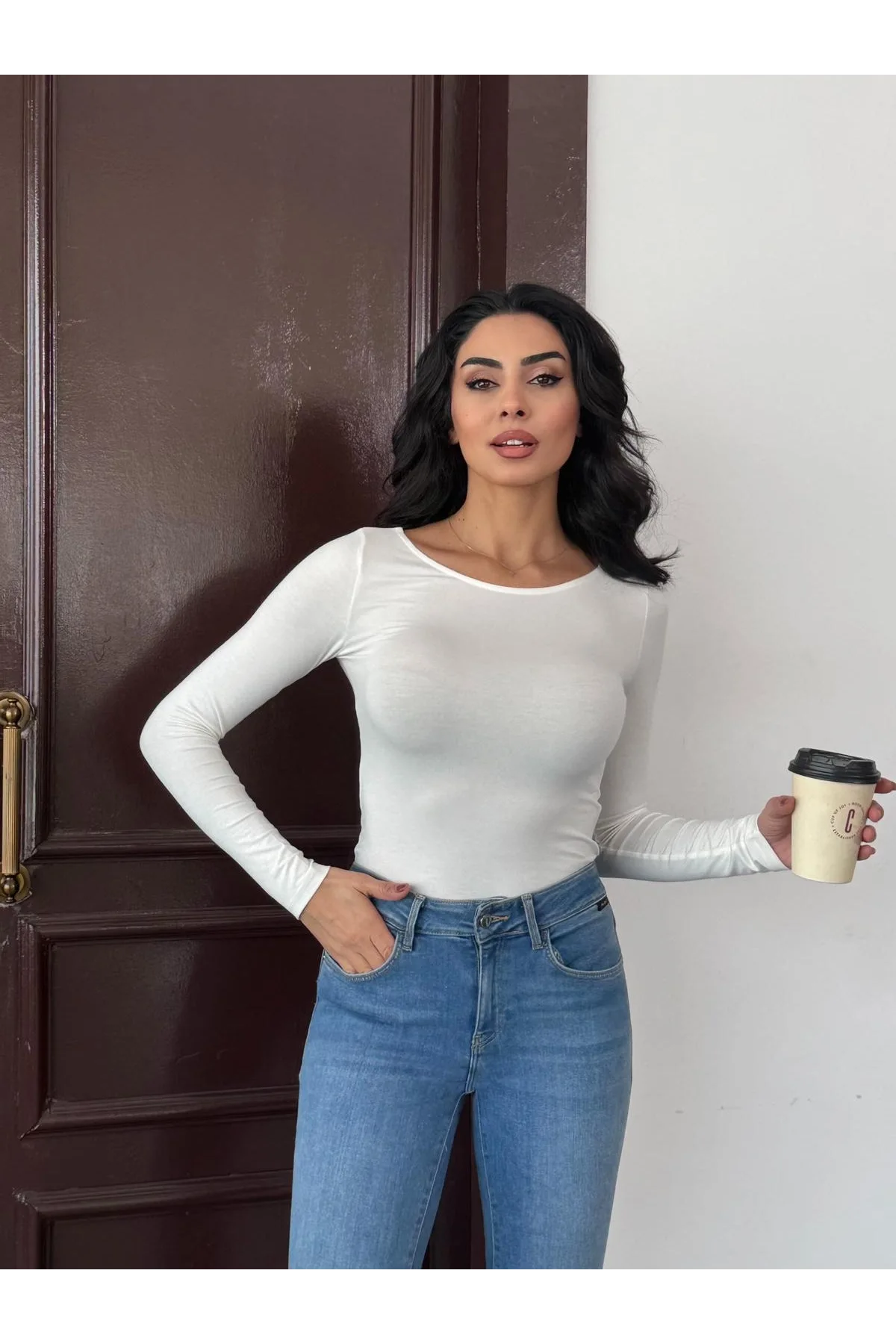 Kadın Açık Yaka Uzun Kollu Basic Body Bluz Beyaz