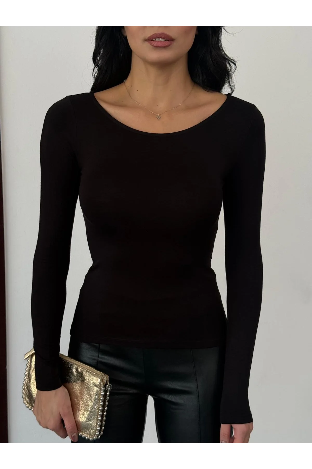 Kadın Açık Yaka Uzun Kollu Basic Body Bluz Siyah