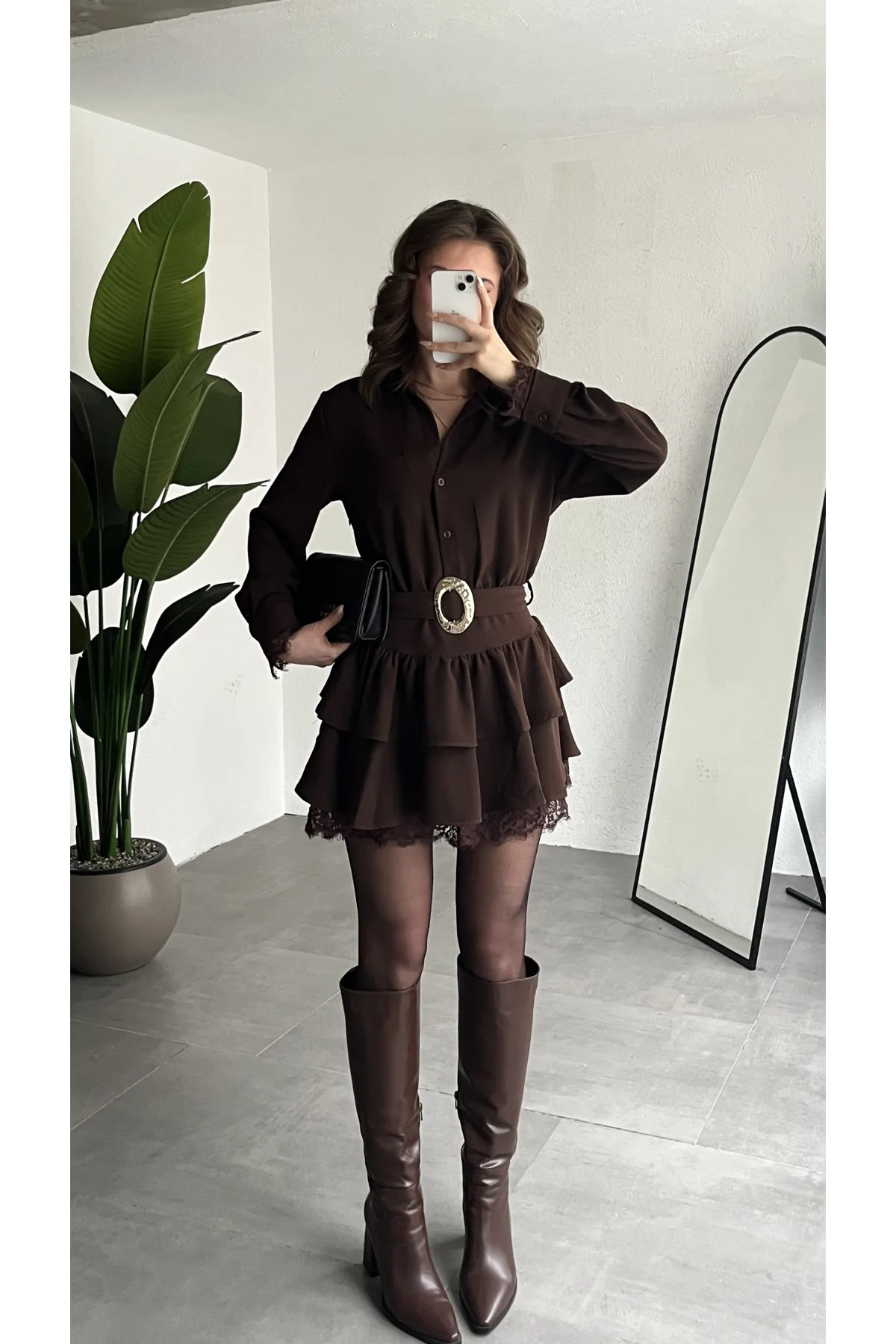 Kadın Kahverengi Kemer Detaylı Volanlı Gömlek Yaka Dantel Detaylı Mini Elbise