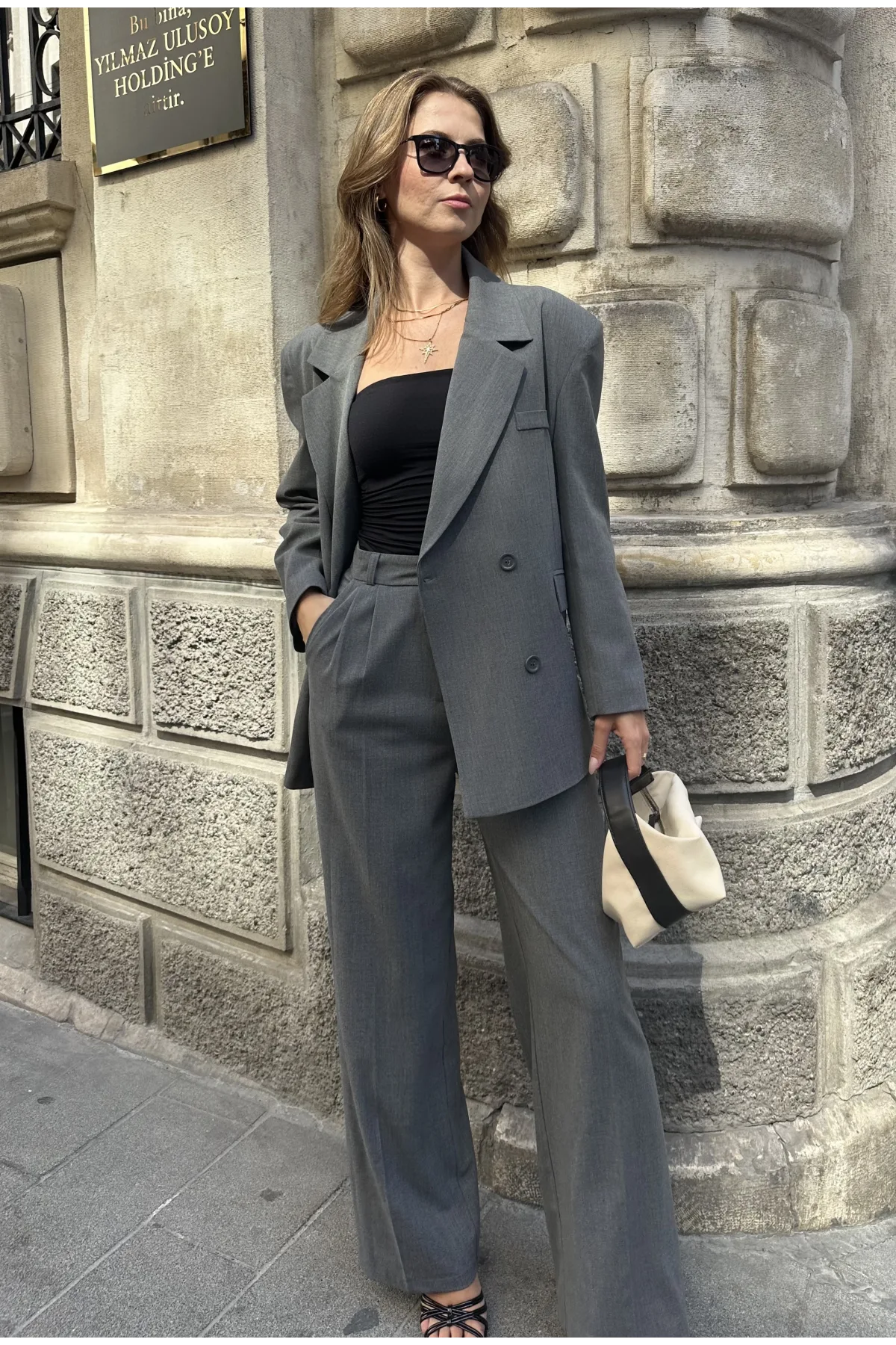 Kadın Gri Oversize Kruvaze Blazer Ceket Çift Düğmeli Ofis Şık Klasik Ceket