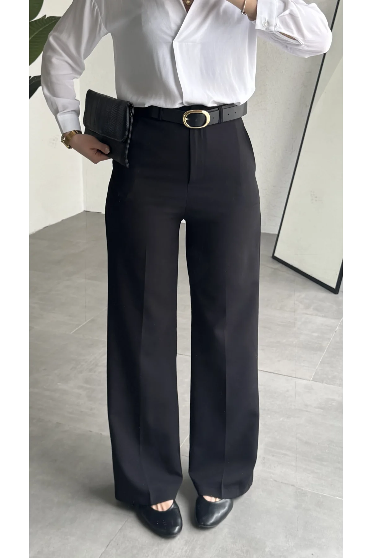 Kadın Siyah Tam Kalıp Bel Oturtmalı Geniş Paça Palazzo Pantolon