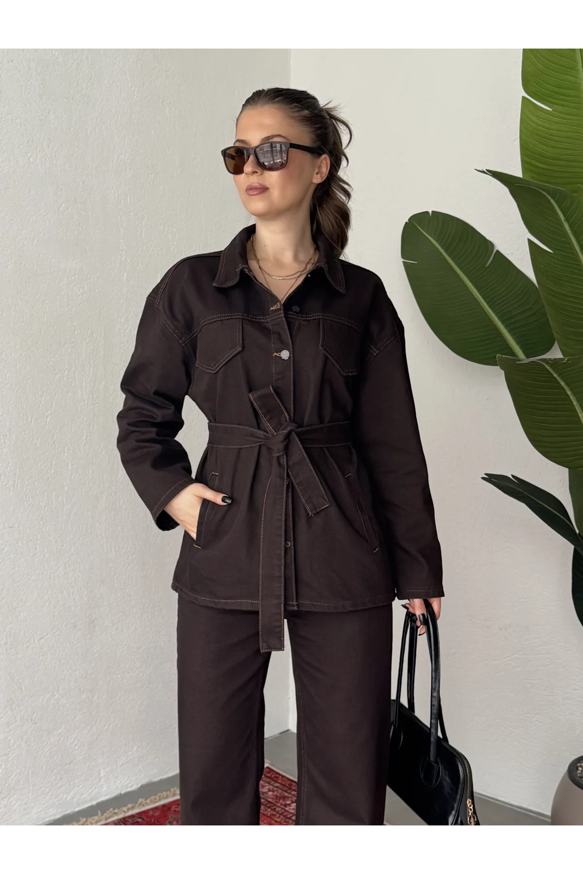 Kadın Kahve Viral Kot Takım Oversize Gömlek Wide Leg Pantolon Kemerli Jean İkili Set