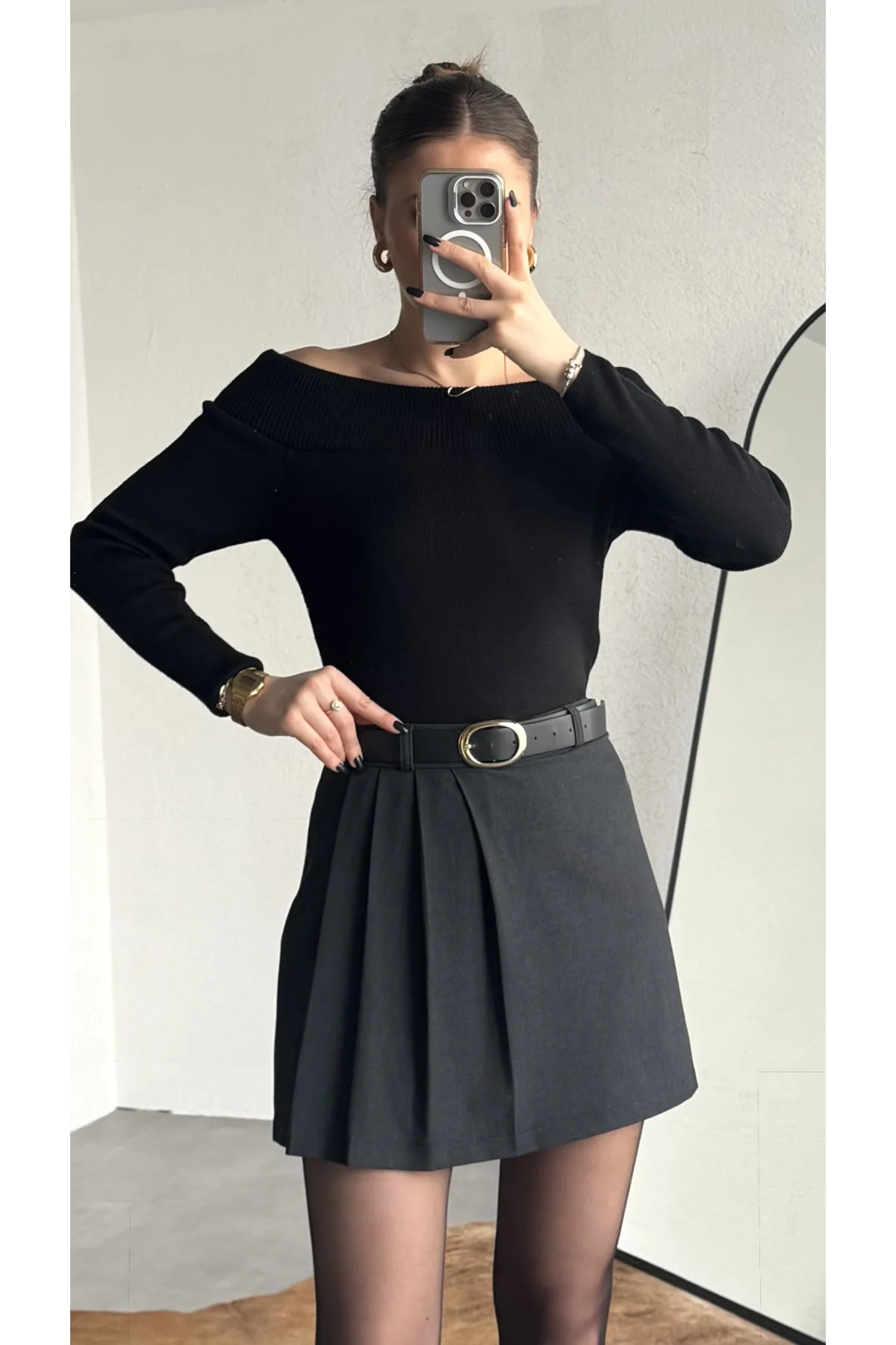 Kadın Antrasit Yüksek Bel Kemerli Old Money Viskon Pileli Şortlu Mini Etek