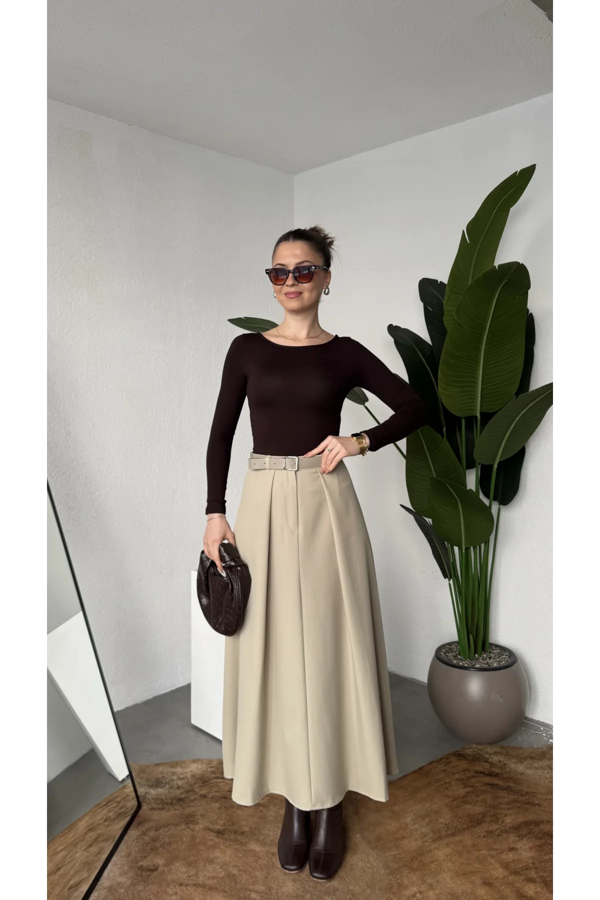 Kadın Krem Maxi Boy Kemerli Uzun Etek Kadın Yüksek Bel Pileli