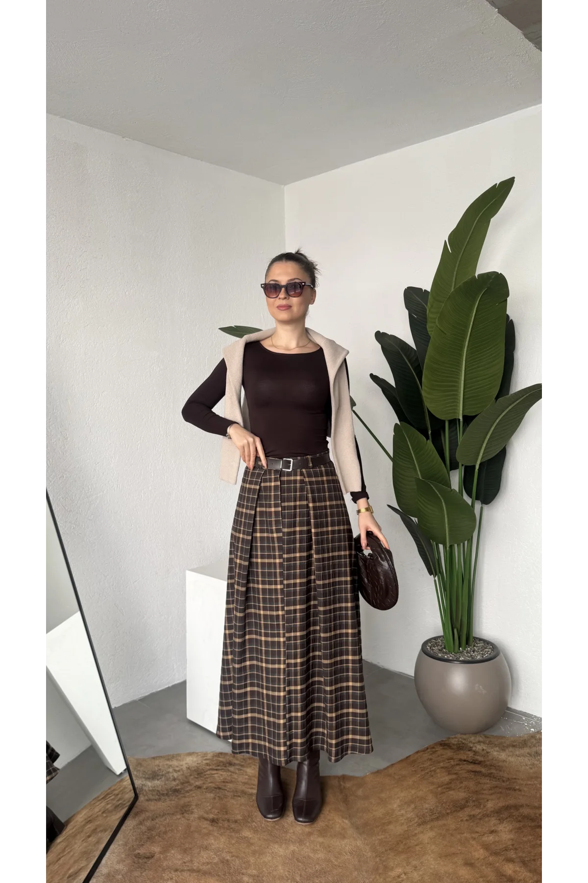 Kadın Kahve Ekoseli Maxi Boy Kemerli Uzun Etek Kadın Yüksek Bel Pileli