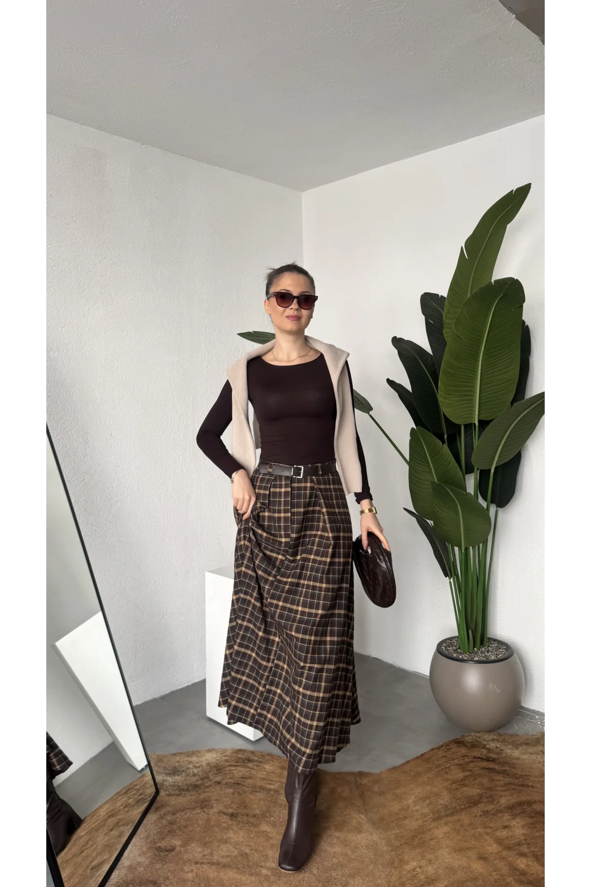 Kadın Kahve Ekoseli Maxi Boy Kemerli Uzun Etek Kadın Yüksek Bel Pileli