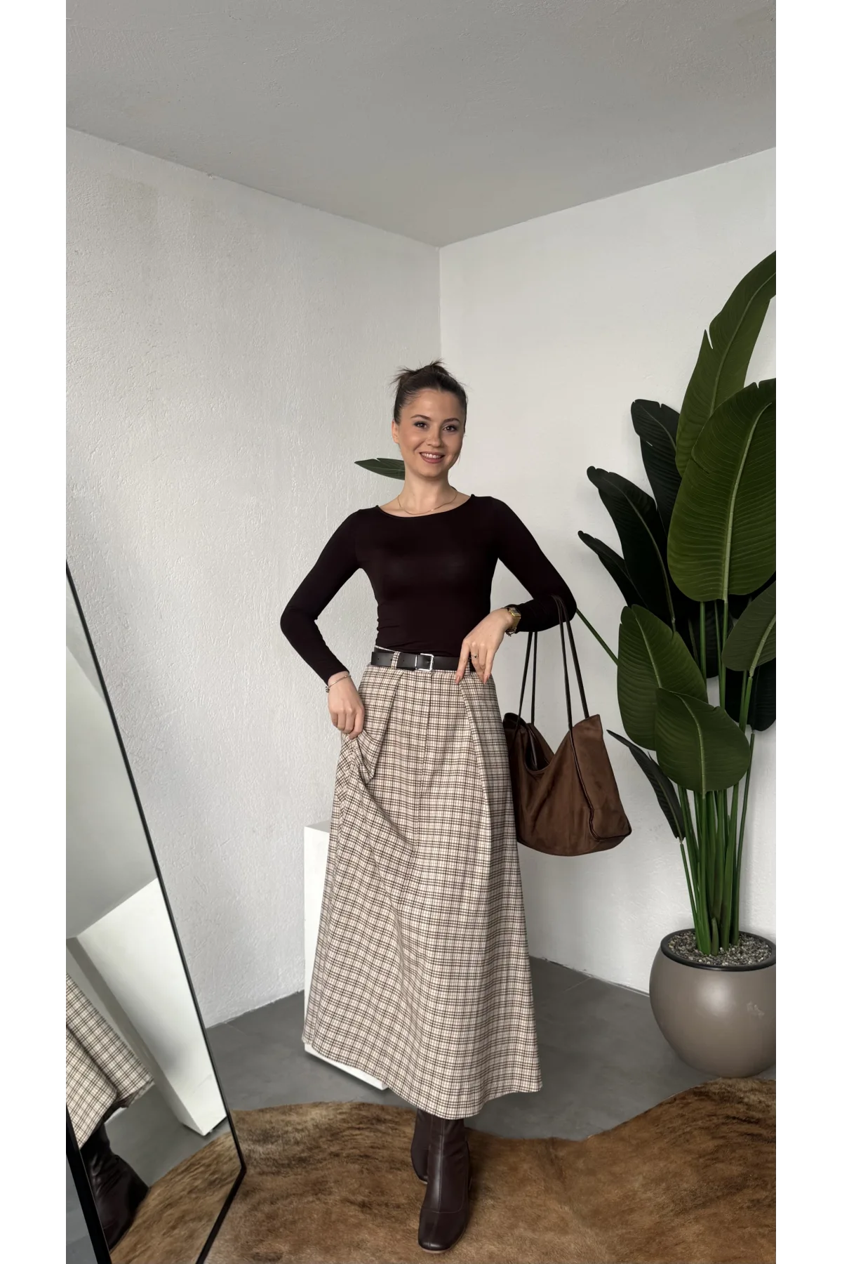 Kadın Krem Ekoseli Maxi Boy Kemerli Uzun Etek Kadın Yüksek Bel Pileli