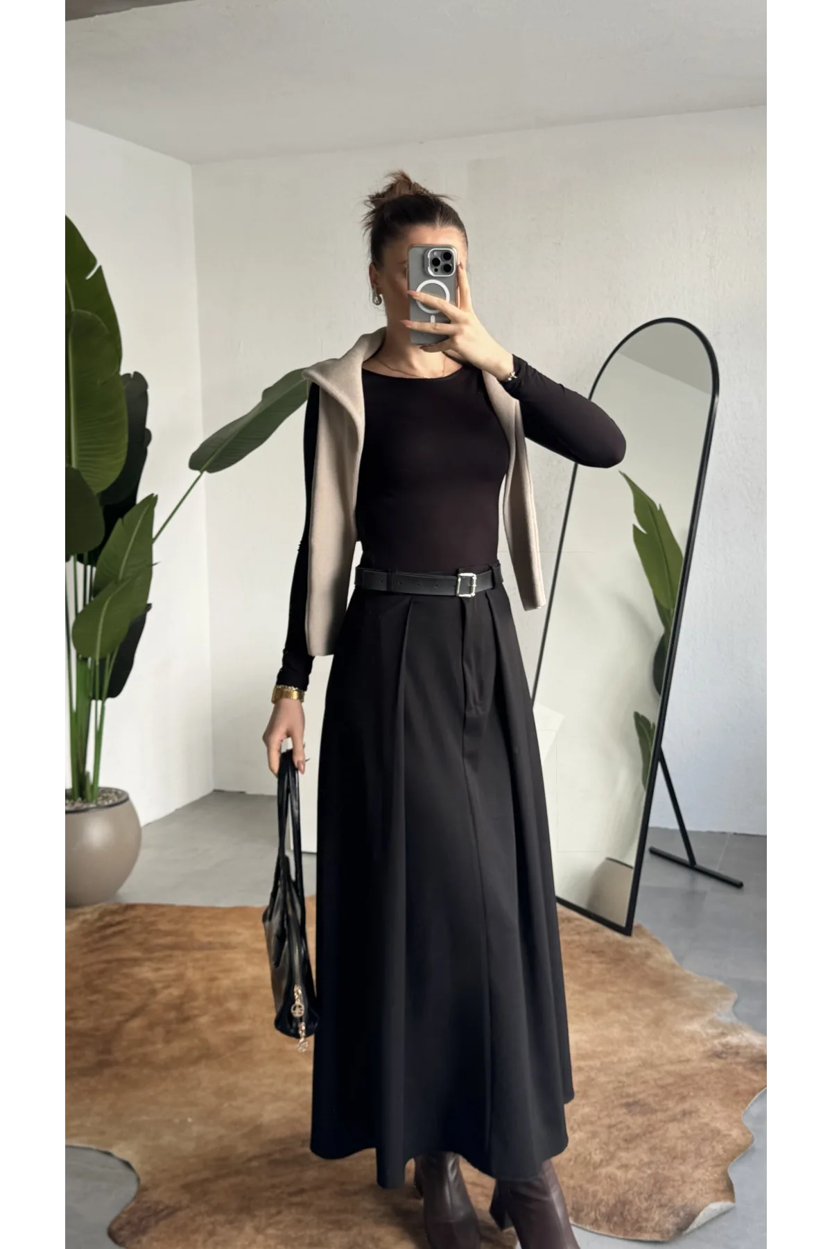 Kadın Siyah Maxi Boy Kemerli Uzun Etek Kadın Yüksek Bel Pileli