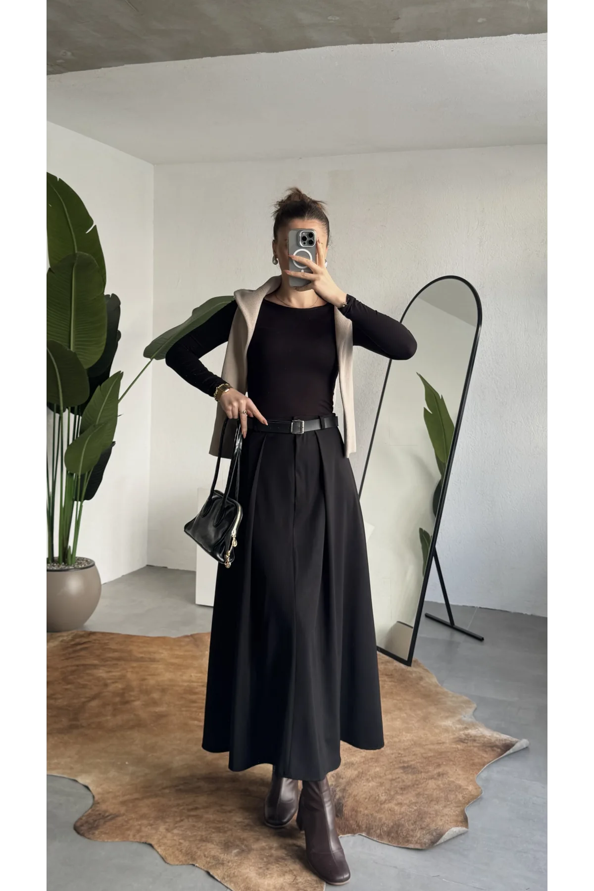 Kadın Siyah Maxi Boy Kemerli Uzun Etek Kadın Yüksek Bel Pileli