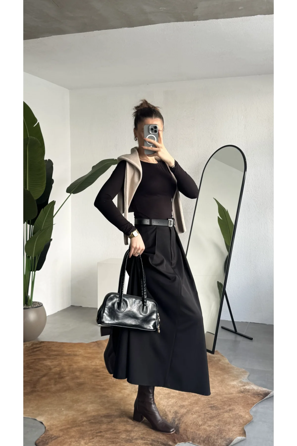 Kadın Siyah Maxi Boy Kemerli Uzun Etek Kadın Yüksek Bel Pileli