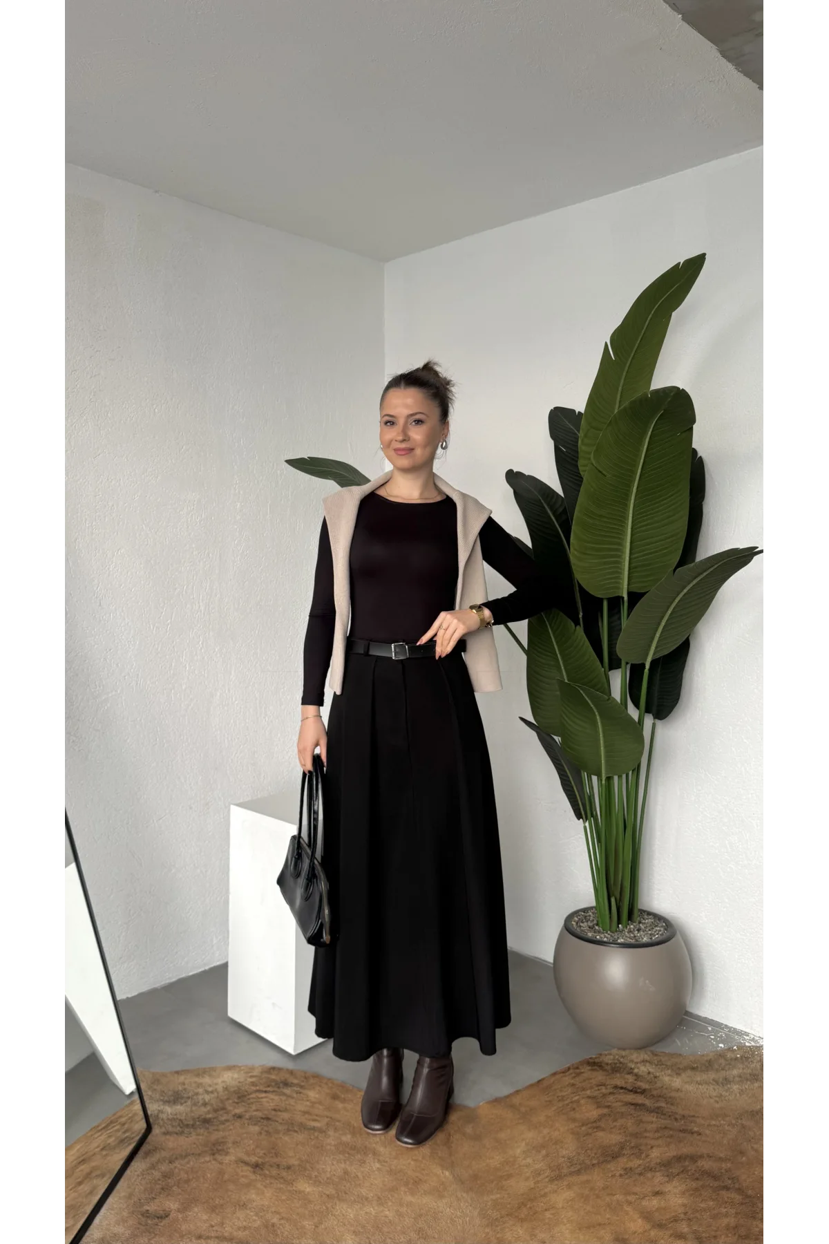 Kadın Siyah Maxi Boy Kemerli Uzun Etek Kadın Yüksek Bel Pileli