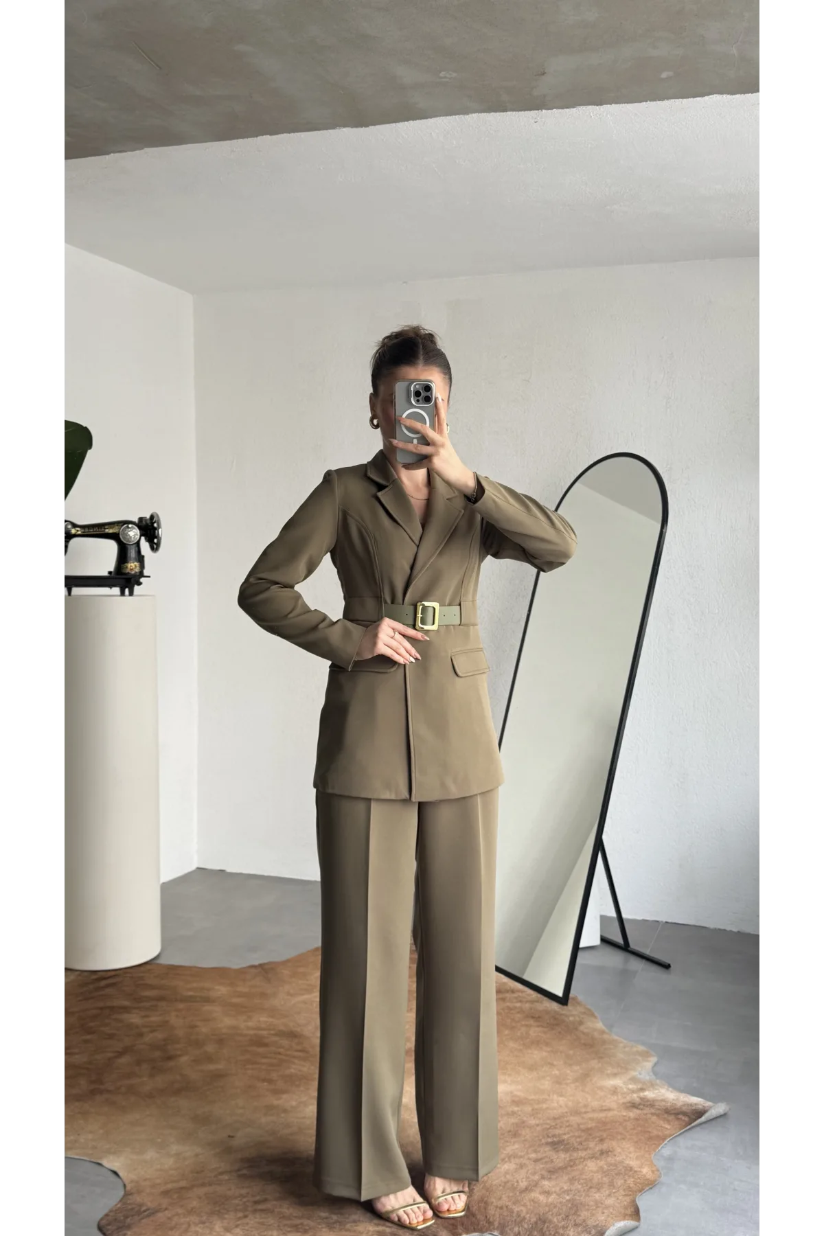 Kadın Haki Blazer Ceket Pantolon Takım Kemer Detaylı