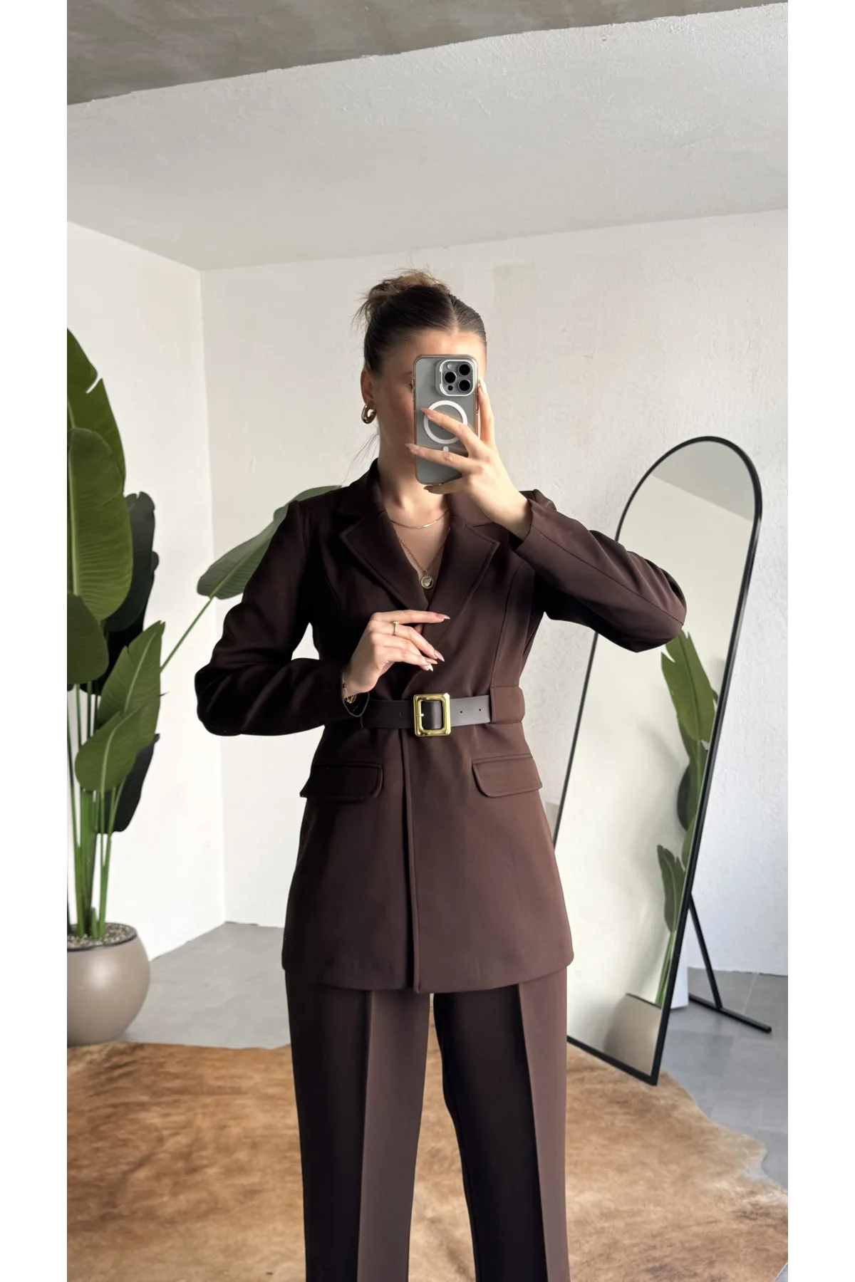 Kadın Kahverengi Blazer Ceket Pantolon Takım Kemer Detaylı