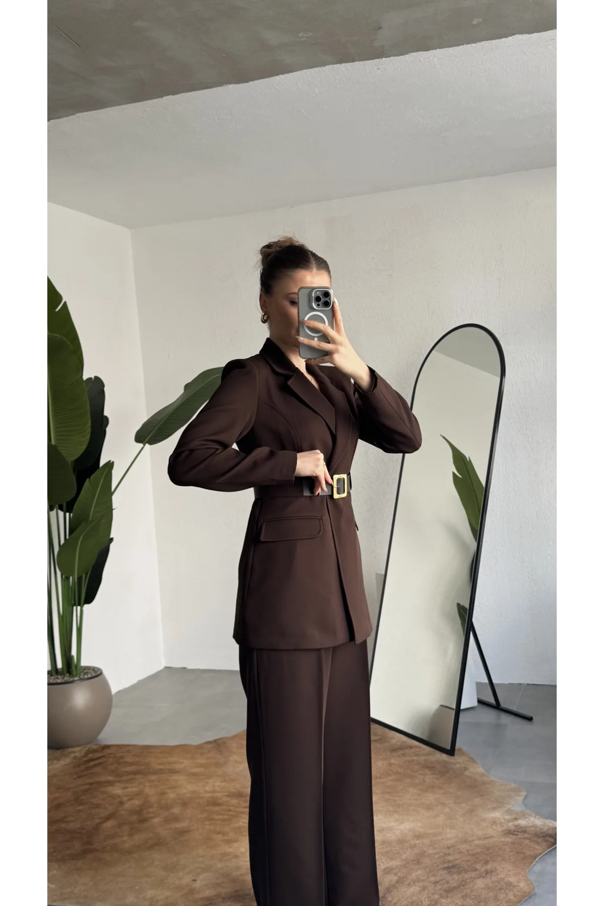 Kadın Kahverengi Blazer Ceket Pantolon Takım Kemer Detaylı