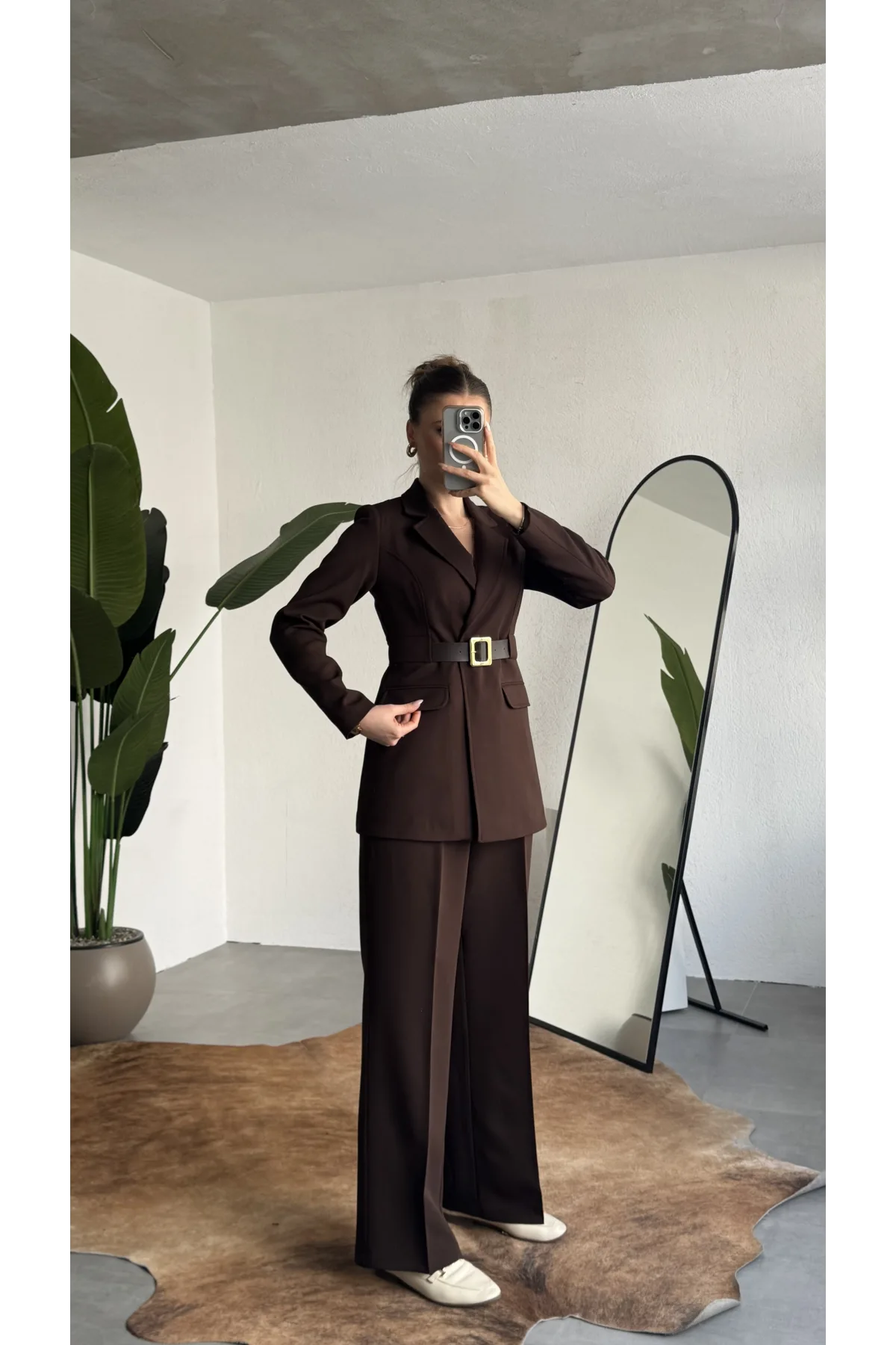 Kadın Kahverengi Blazer Ceket Pantolon Takım Kemer Detaylı