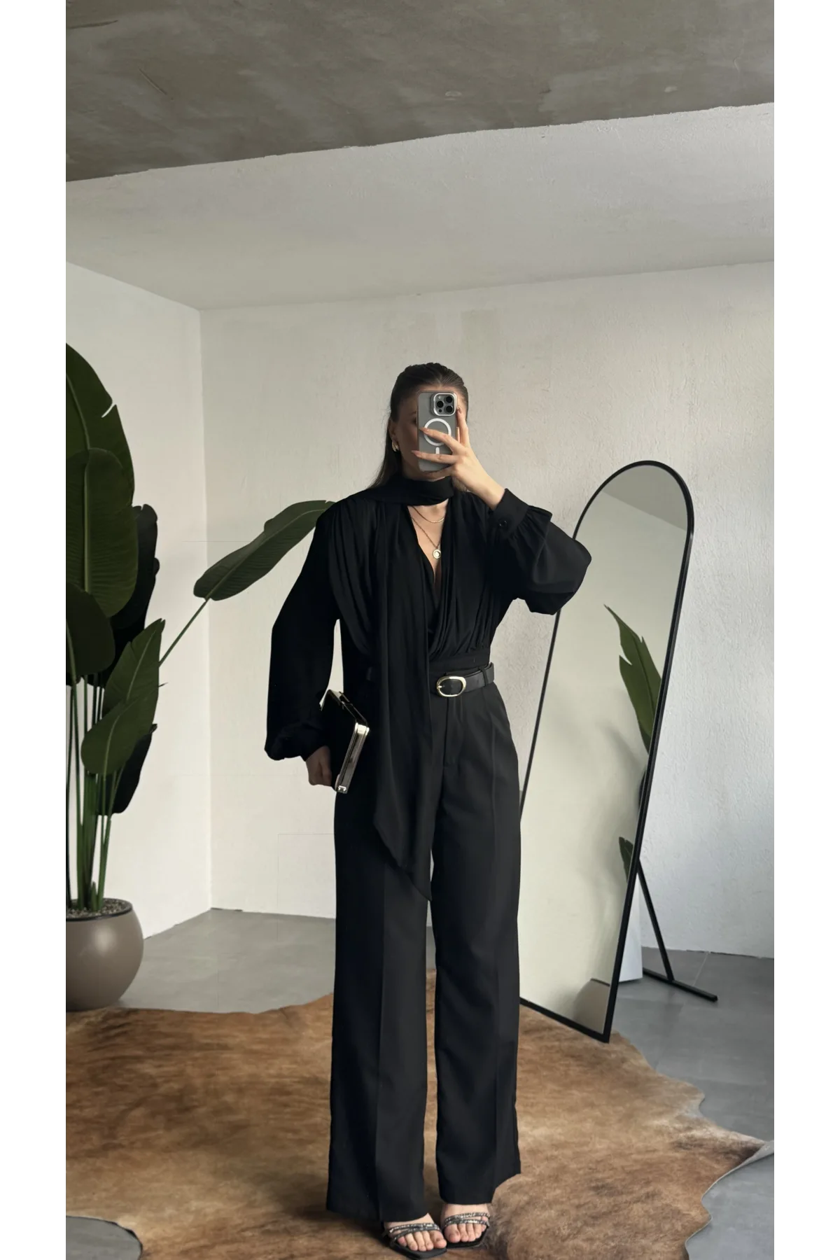 Kadın Siyah Şal Yaka Drapeli Bluz Uzun Kollu Şık Ofis Bluz