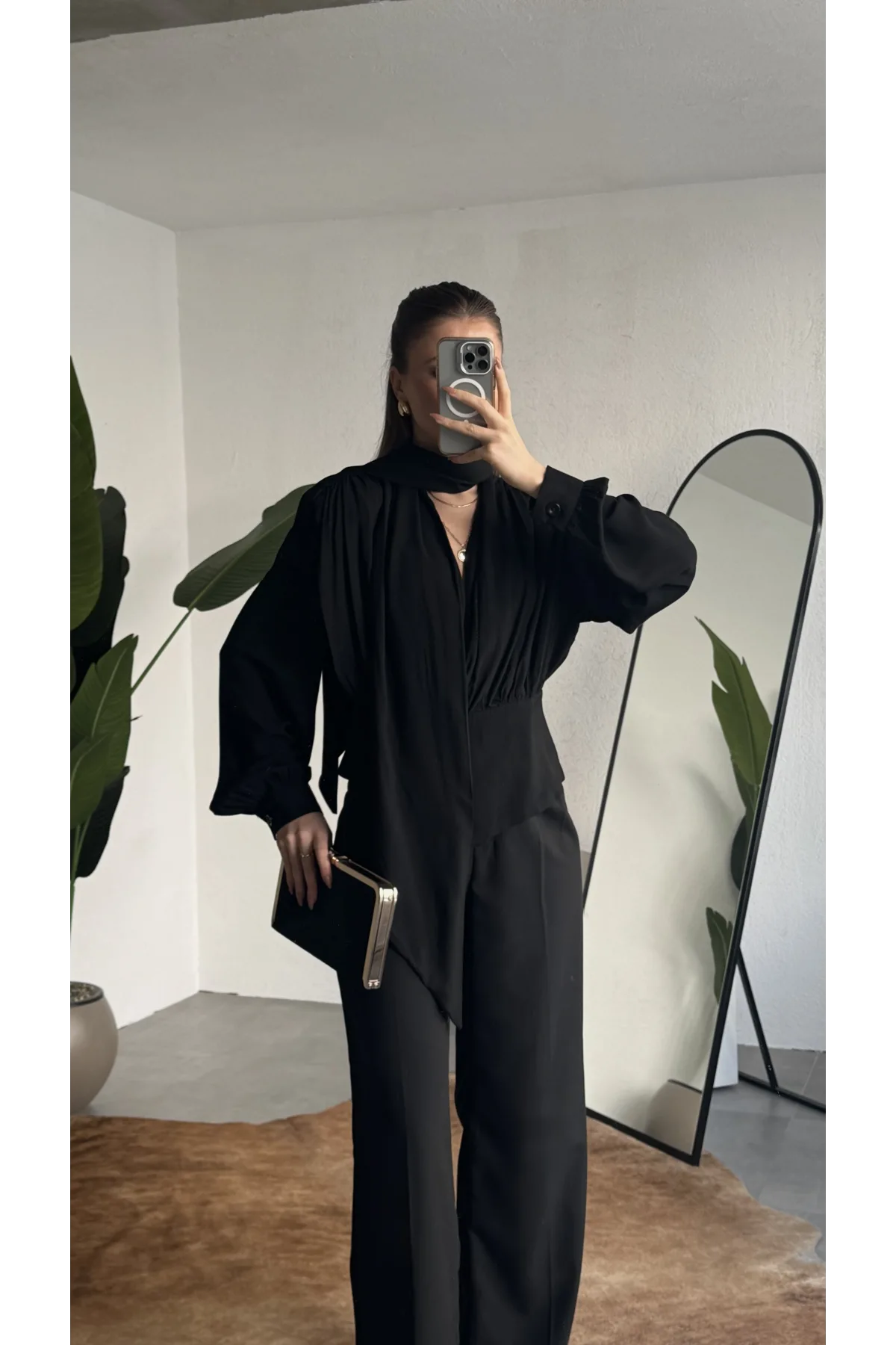 Kadın Siyah Şal Yaka Drapeli Bluz Uzun Kollu Şık Ofis Bluz