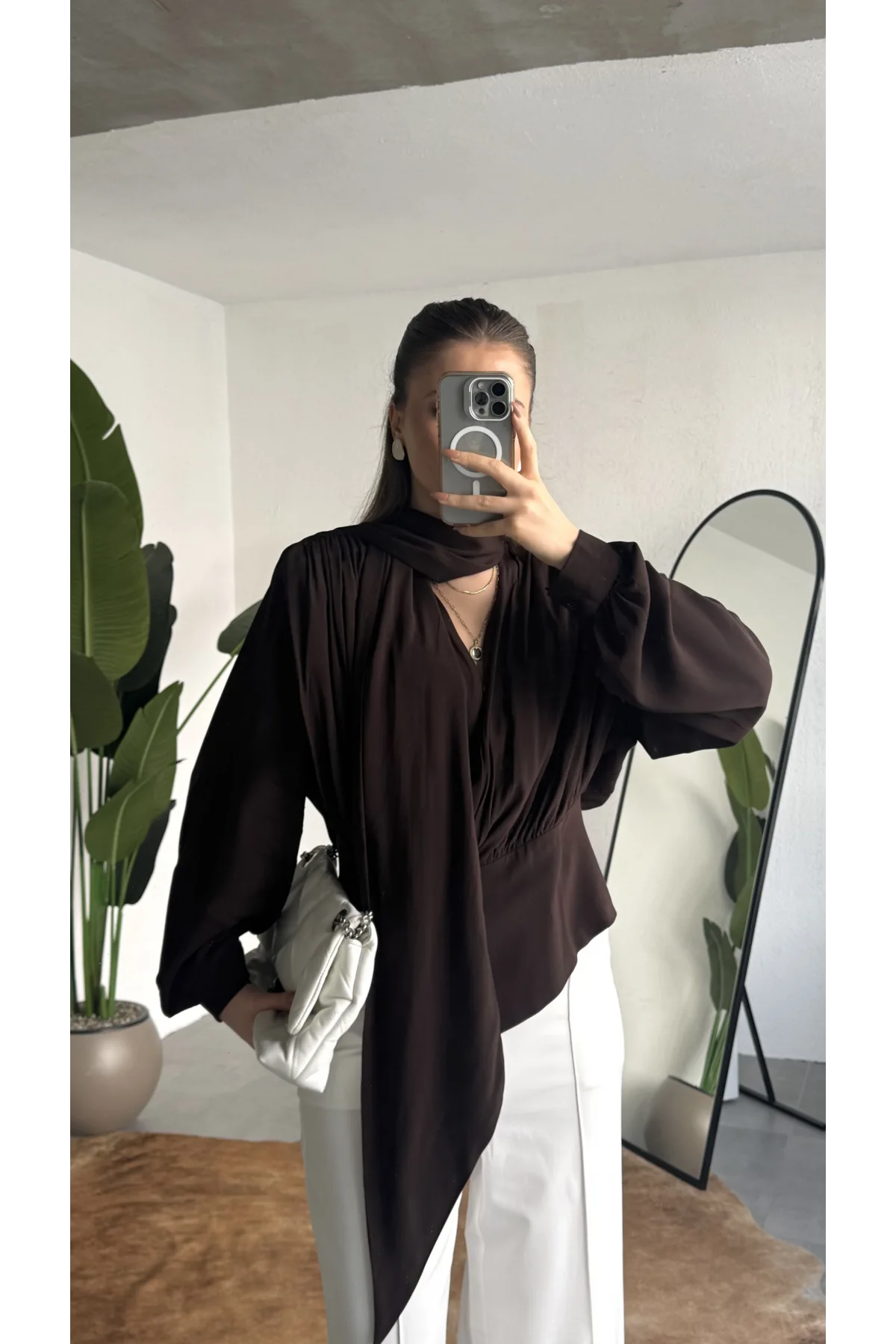 Kadın Kahverengi Şal Yaka Drapeli Bluz Uzun Kollu Şık Ofis Bluz