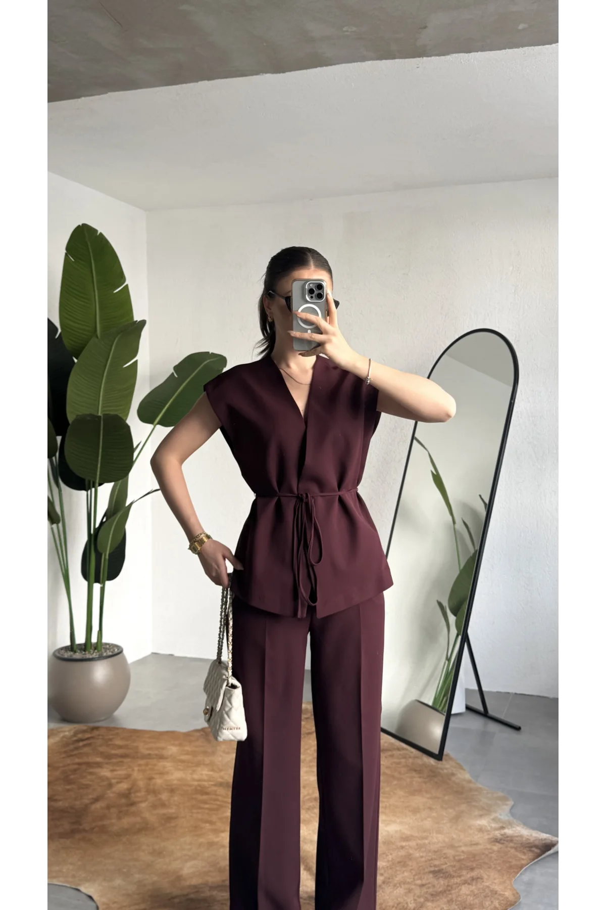 Kadın Bordo Düğmeli Bağlamalı Yelek Pileli Palazzo Pantolon Takım Bağlama Detaylı Şık İkili Takım