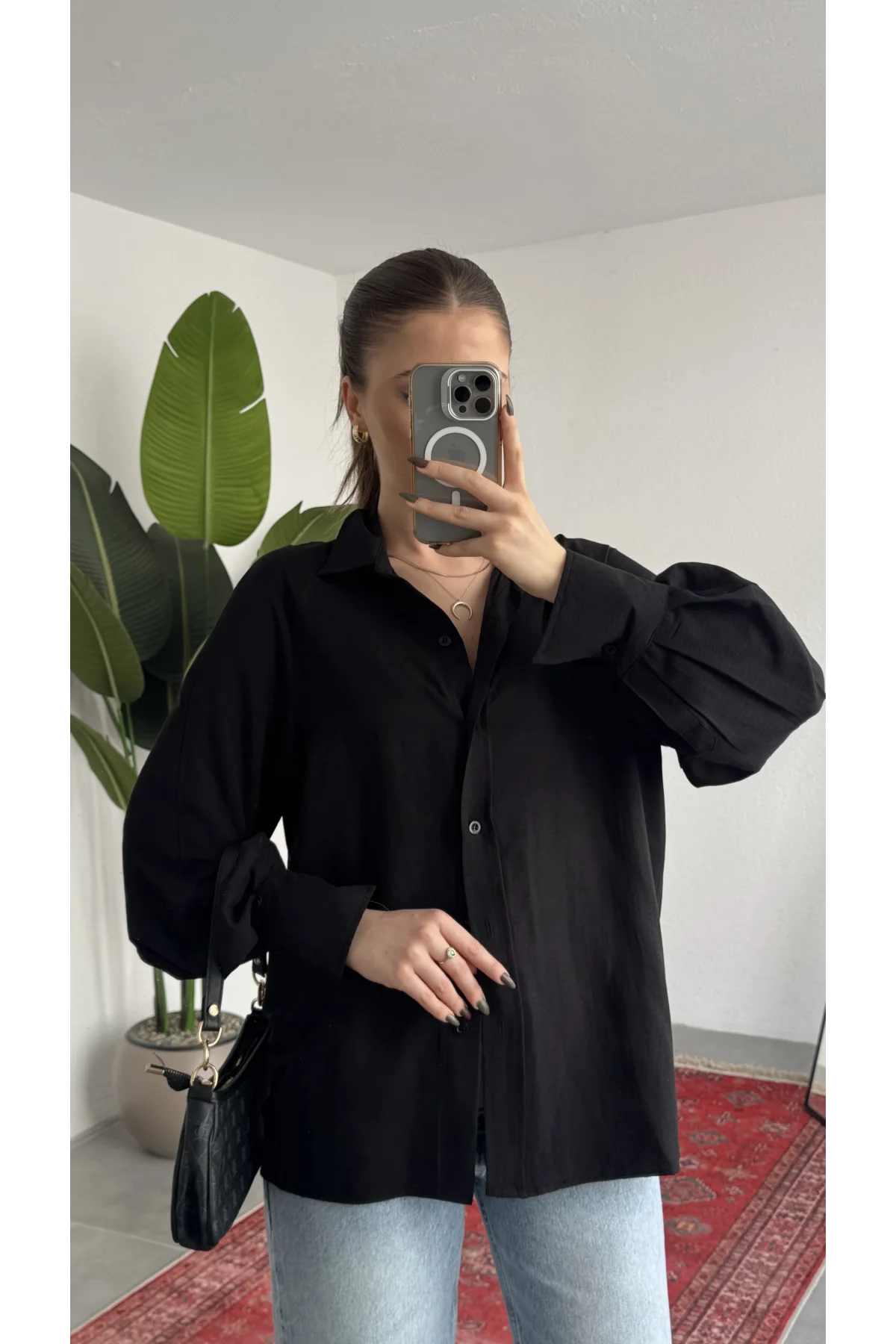 Kadın Siyah Oversize Modal Tensel Kumaş Gömlek Uzun Kollu Salaş Kesim Düğmeli Günlük Şık Gömlek