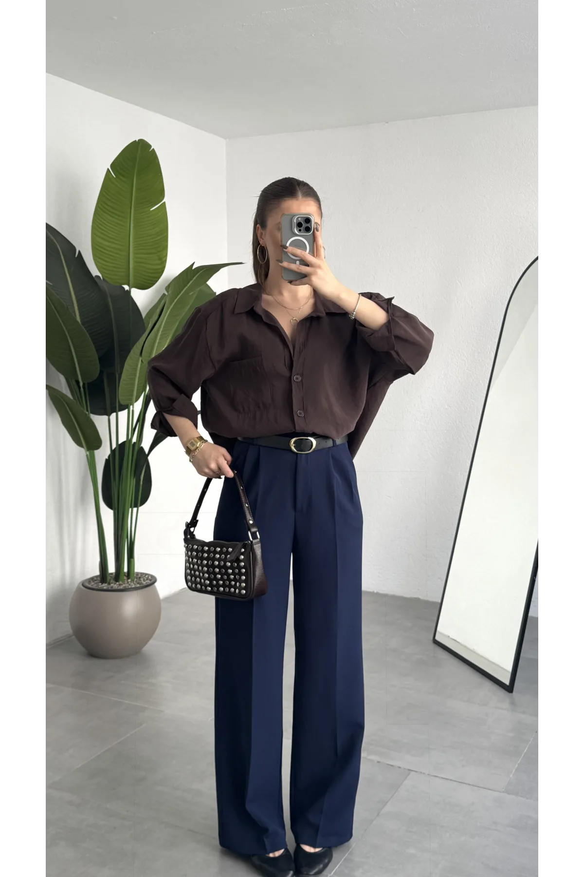 Kadın Kahverengi Oversize Gömlek Cepli Uzun Kollu Düğmeli Salaş Kesim Günlük & Ofis Şık